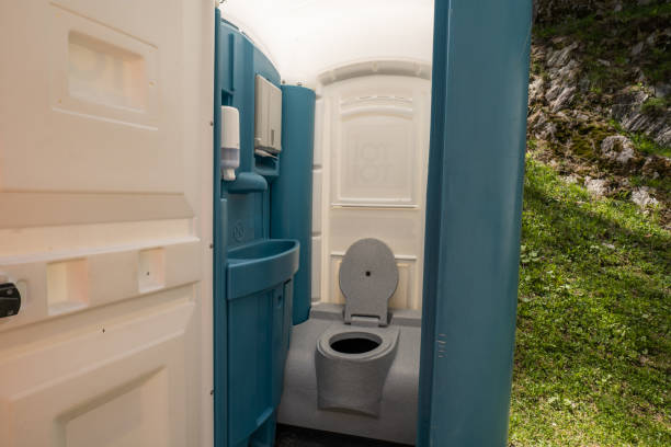 Best Portable bathroom rental  in Mcminnville, OR